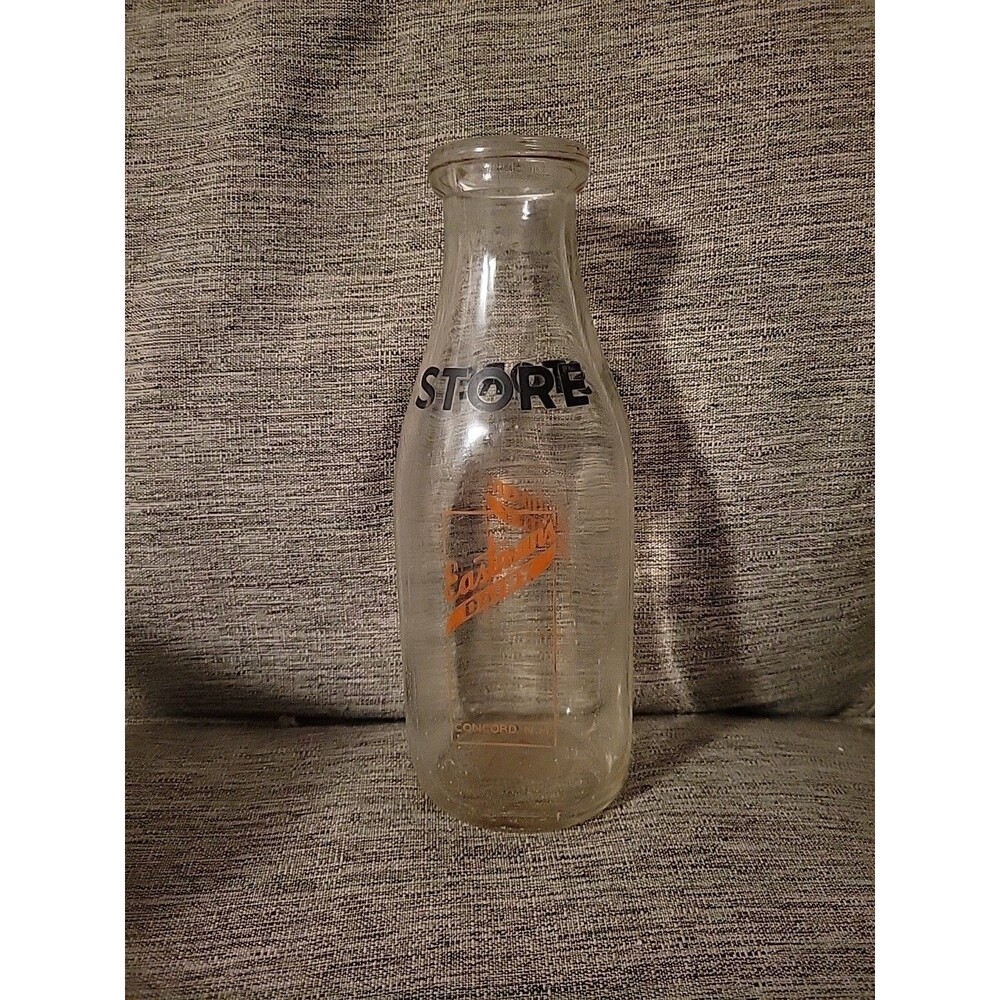 Eastman's Dairy Milk Bottle Concord NH STORE Quart New Hampshire Vintage